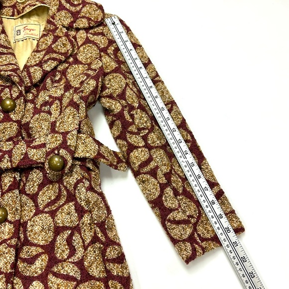 80s Vintage boucle wine beige belted womens winter coat Size 4 - Picture 8 of 14